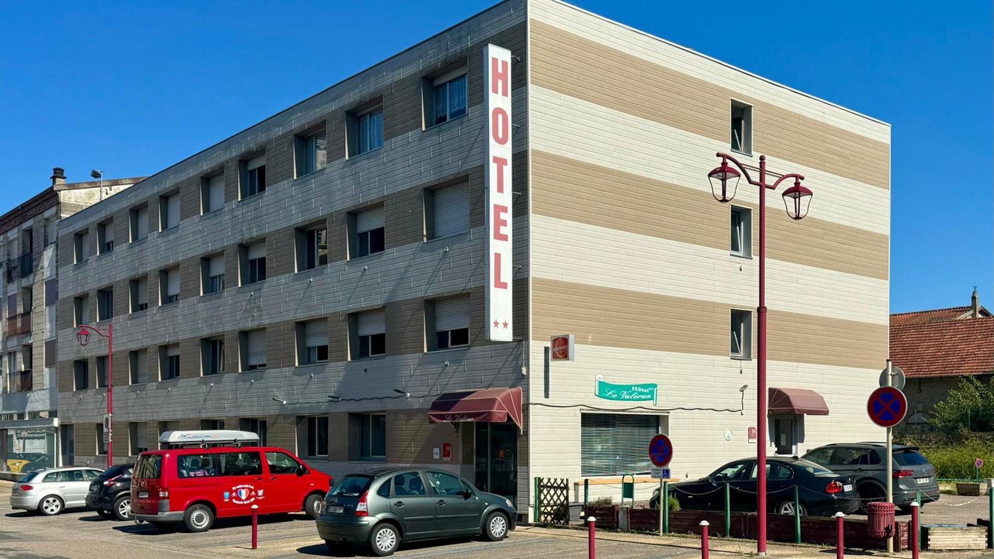 Hotel Le Valeran Ligny-en-Barrois Exterior foto